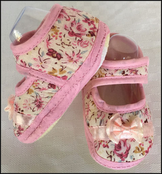 BABY GIRL FLOWERED SHOES - Lovely Soft Sole with BOWS - Size 2 & 3 BRAND NEW