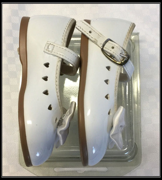 Baby Girls Size 2C WHITE HEART PATENT LEATHER Shoes with Satin Bows *Metal Buckle* SWEET Vintage!