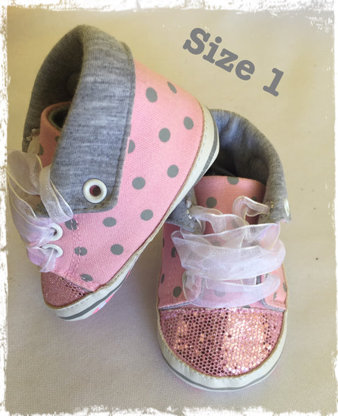 Baby Size Size 1 or 0-3 Valen Sinia Pink/Gray Polka Dot High Top Sneakers  - Look New